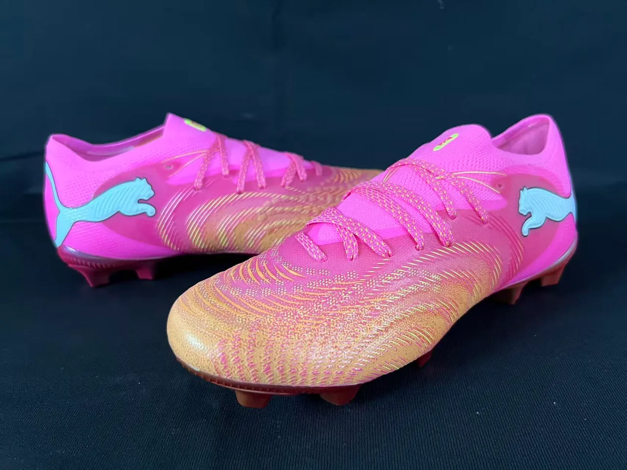 Puma Future Z গোলাপি কমলা লো-কাট লেস-আপ টেক্সচার্ড সিন্থেটিক আপার ফার্ম-গ্রাউন্ড সকার জুতো 7