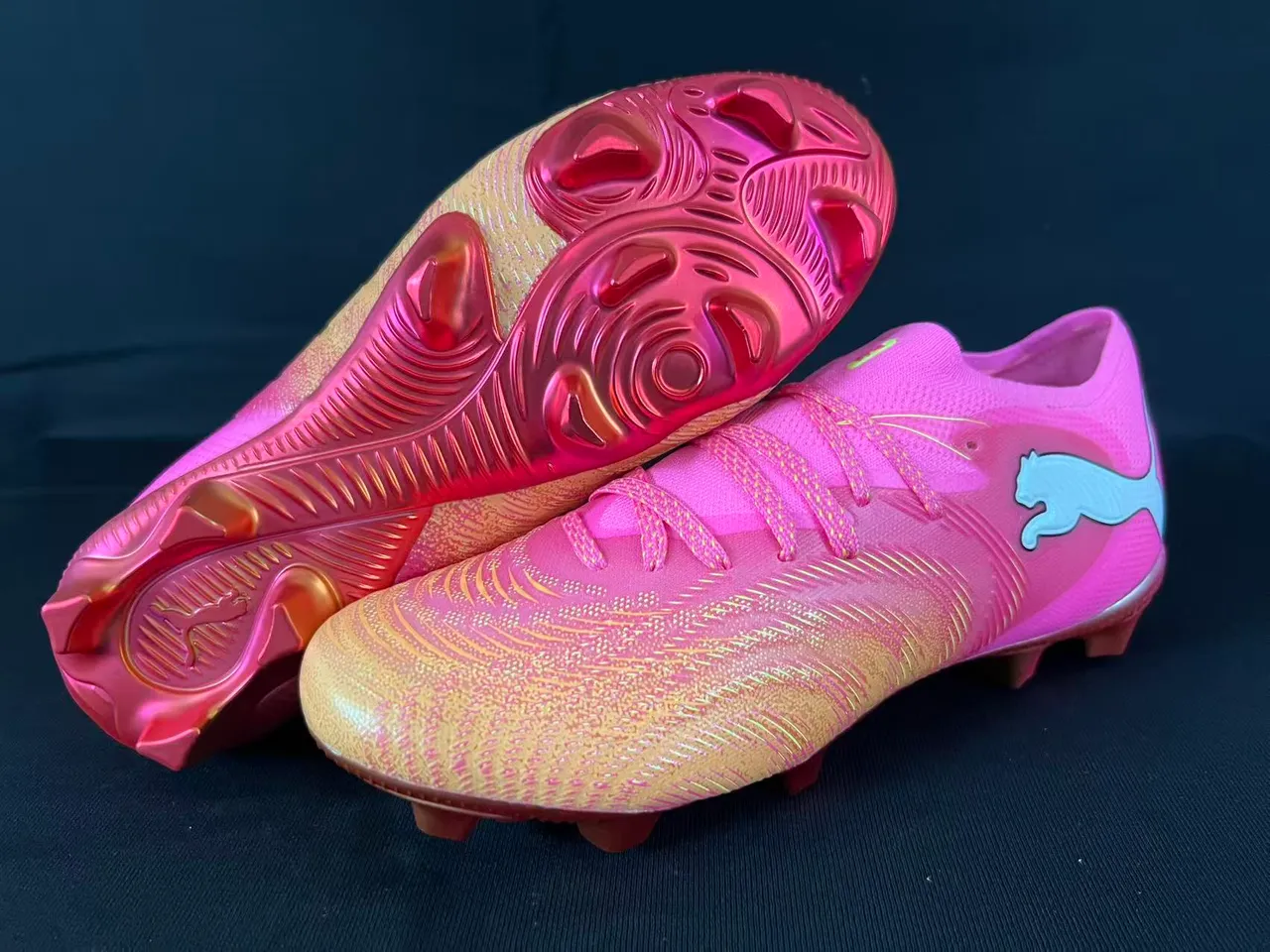 Puma Future Z গোলাপি কমলা লো-কাট লেস-আপ টেক্সচার্ড সিন্থেটিক আপার ফার্ম-গ্রাউন্ড সকার জুতো 8