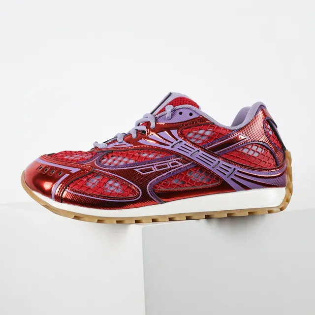 Reebok 红色紫色金属专利覆盖 Vector Cage 细节 生活式运动鞋 9