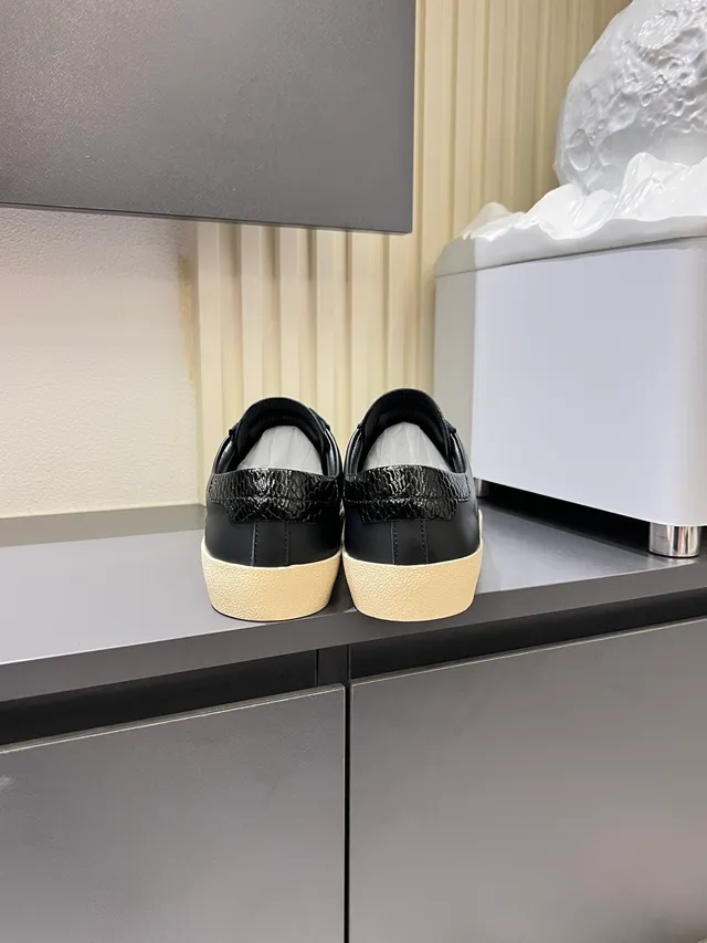 Saint Laurent Niki Zapatillas lifestyle de cuero negro 2