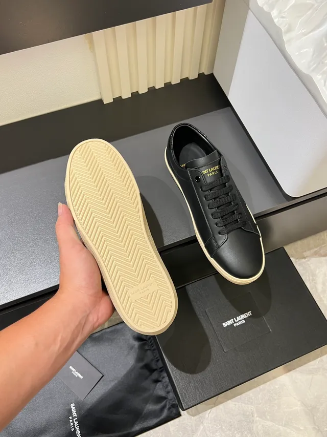 Saint Laurent Niki Zapatillas lifestyle de cuero negro 4