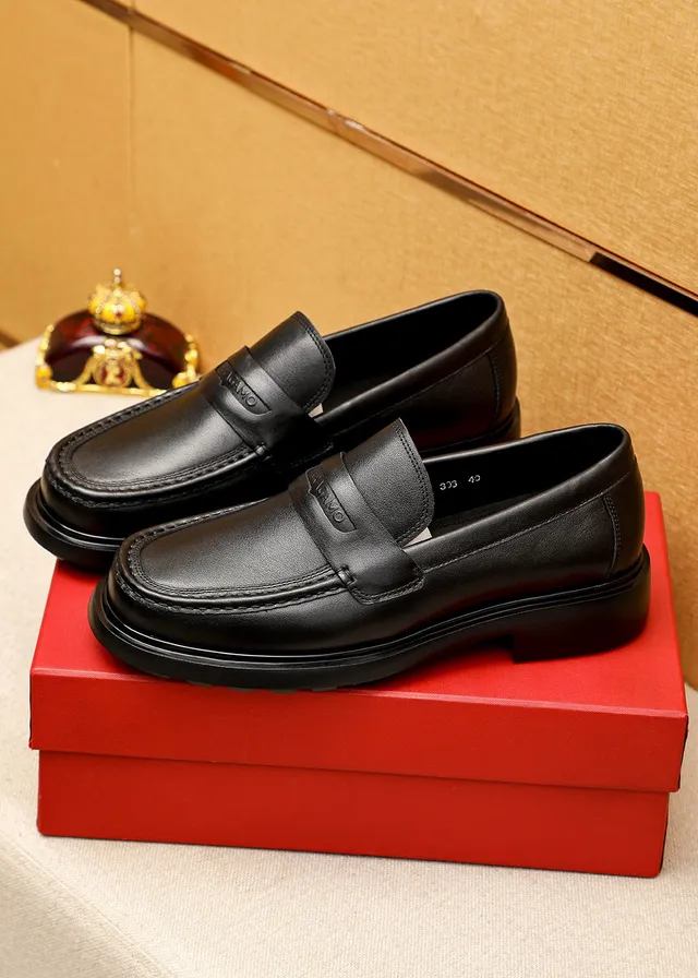 Salvatore Ferragamo काला चमड़ा Penny Strap लूफर्स 3