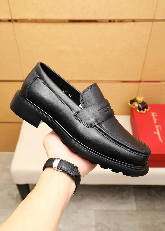 Salvatore Ferragamo काला चमड़ा Penny Strap लूफर्स 5