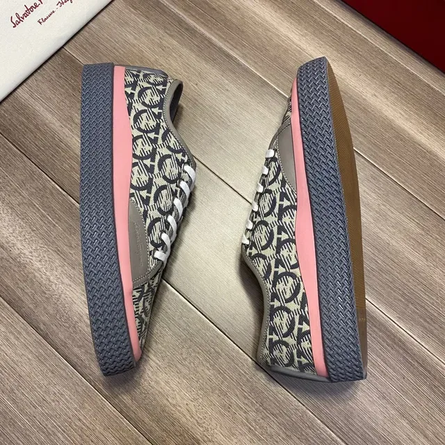 Salvatore Ferragamo Tênis canvas com impressão monograma low-top 6