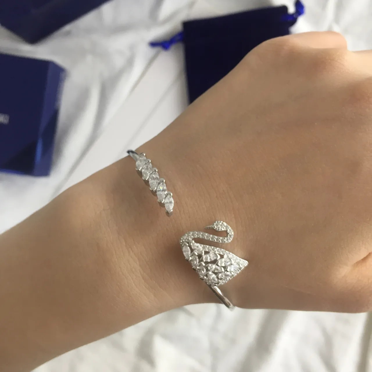 Swarovski زيز بافيه كريستال سوارة مفتوحة 4