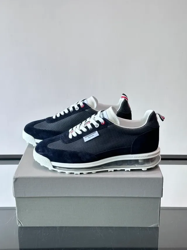 Thom Browne Navy 麂皮穿孔生活方式运动鞋 5