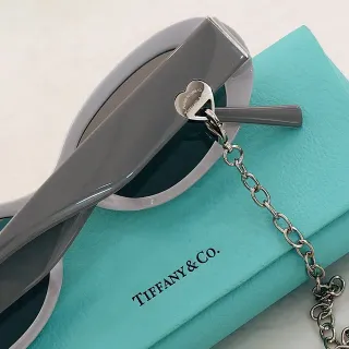 Tiffany & Co. ग्रे चांदी एसिटेट फ्रेम पारदर्शी सफेद आंतरिक रिम सनग्लासेस