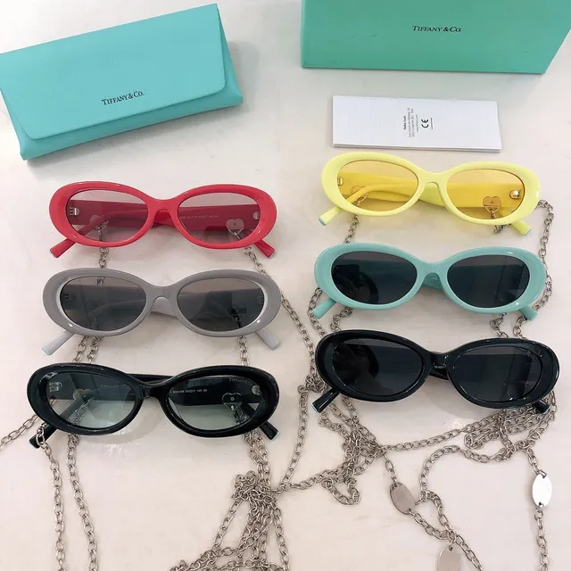 Tiffany & Co. ग्रे चांदी एसिटेट फ्रेम पारदर्शी सफेद आंतरिक रिम सनग्लासेस 3