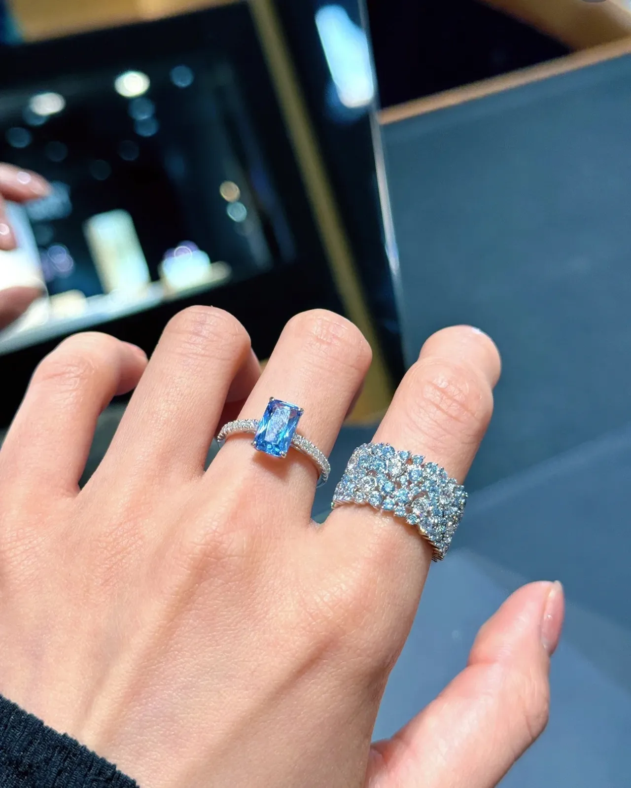 Tiffany & Co. 多排 Pavé 钻石宽带戒指 2
