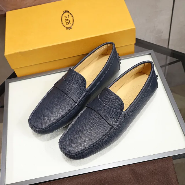 Tod's Gommino Navy Beige Pebbled Leather Penny Strap Loafer 8