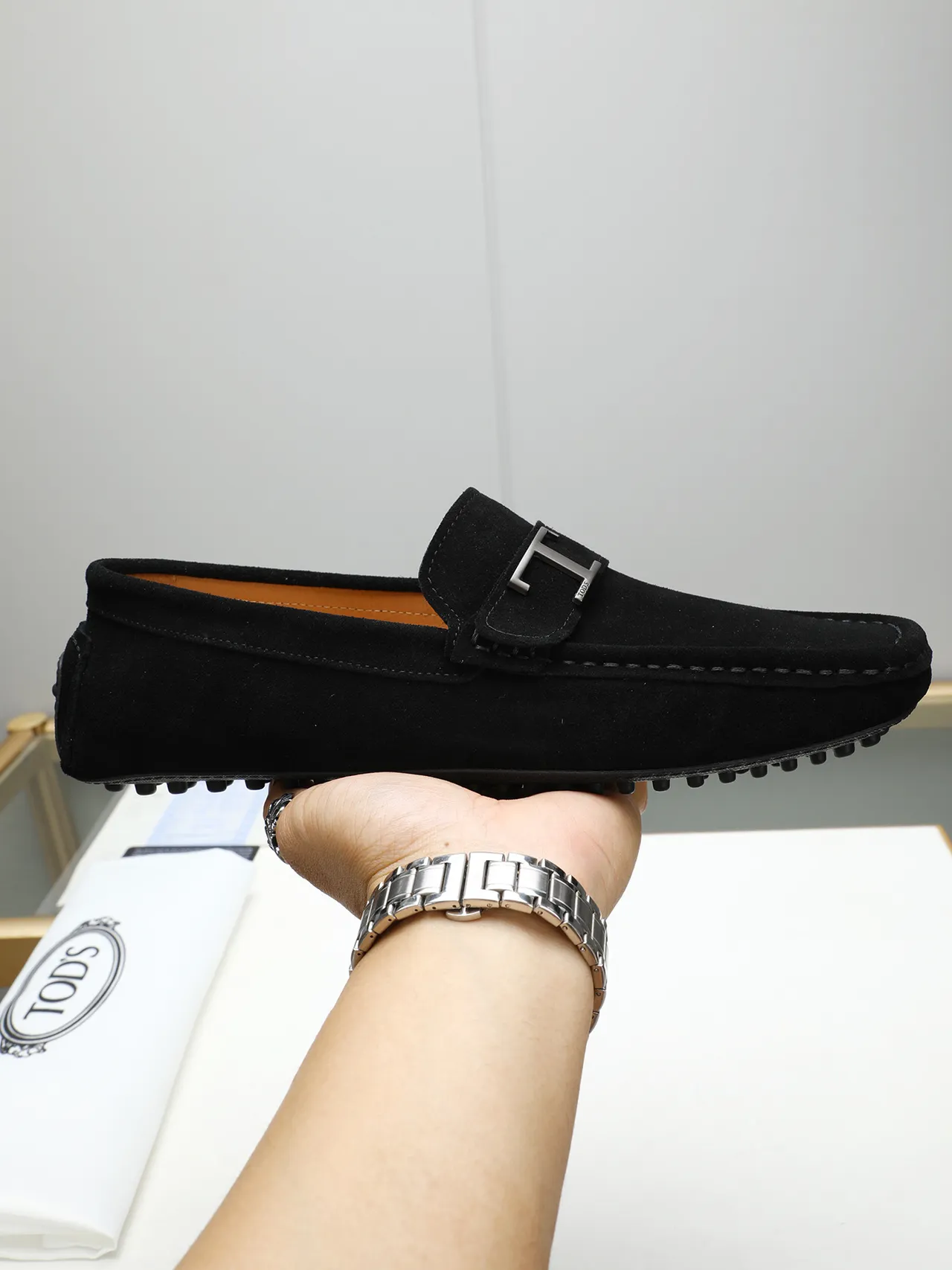 Tod's Gommino Loafer Mocasines de ante negro T-Bar Buckle 4