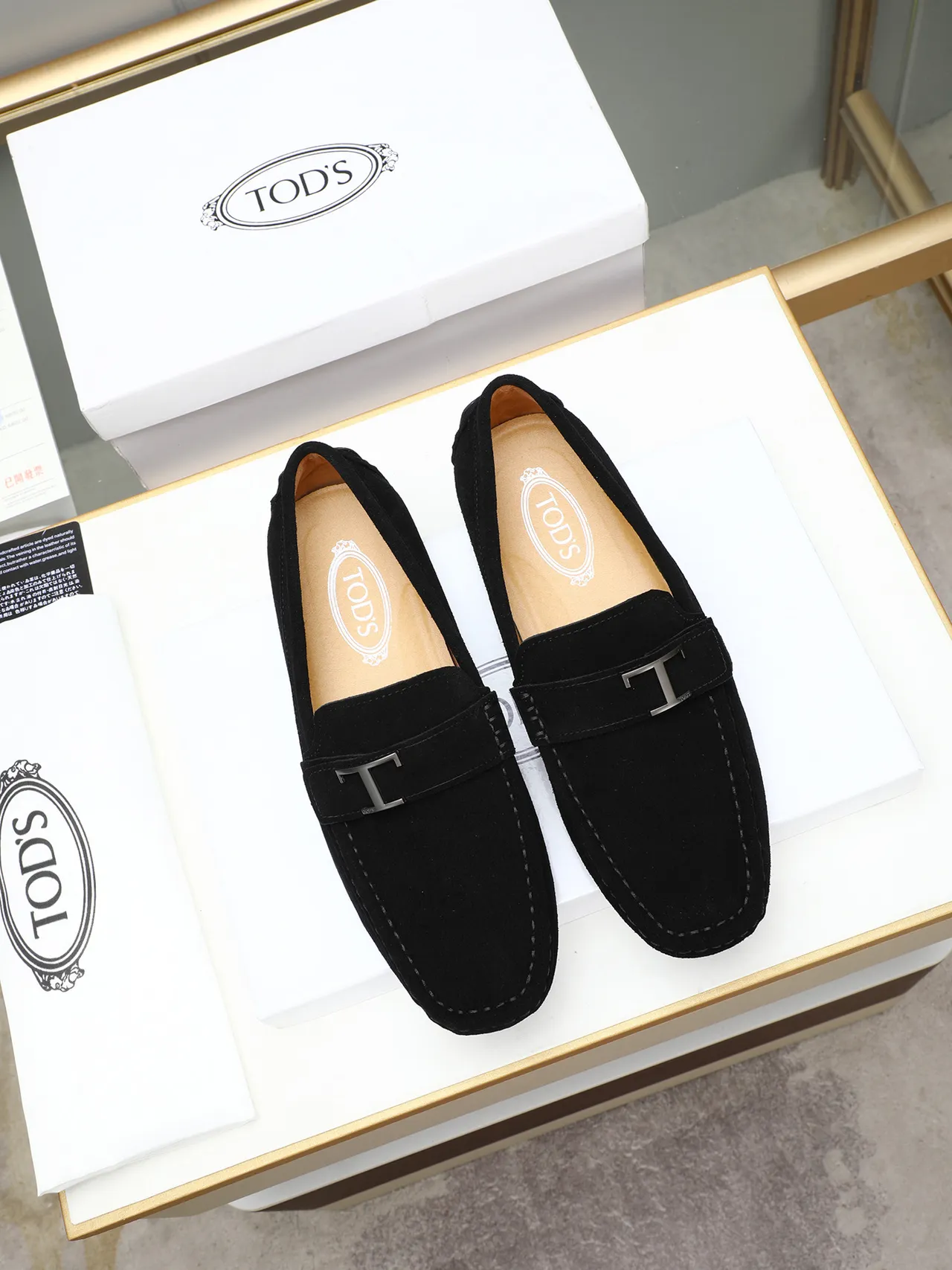 Tod's Gommino Loafer Mocasines de ante negro T-Bar Buckle 2
