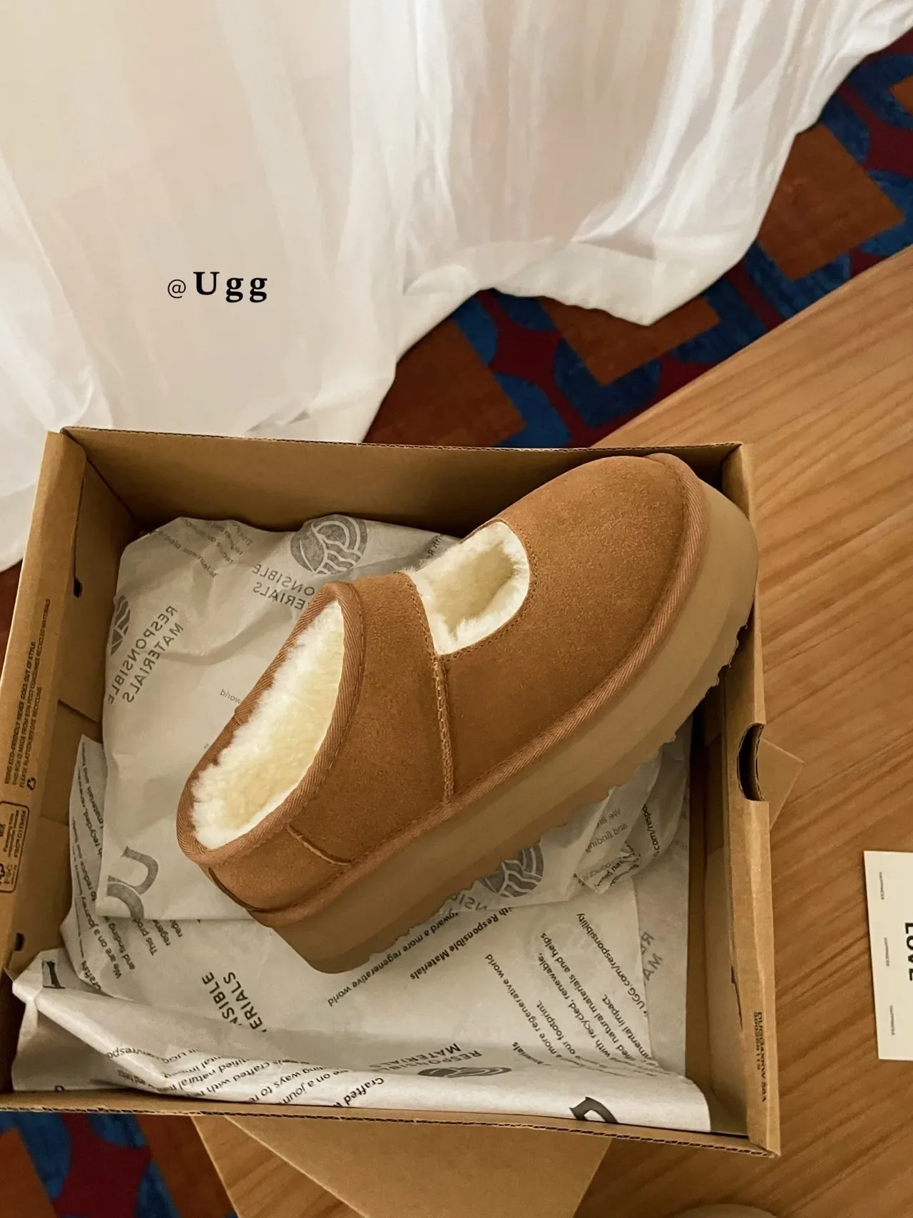 UGG 棕米色 麂皮 羊毛里 玛丽珍鞋 3