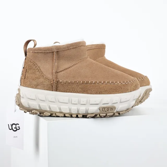 UGG Brown White Suede Upper Molded Platform Sole Snow Boots 3