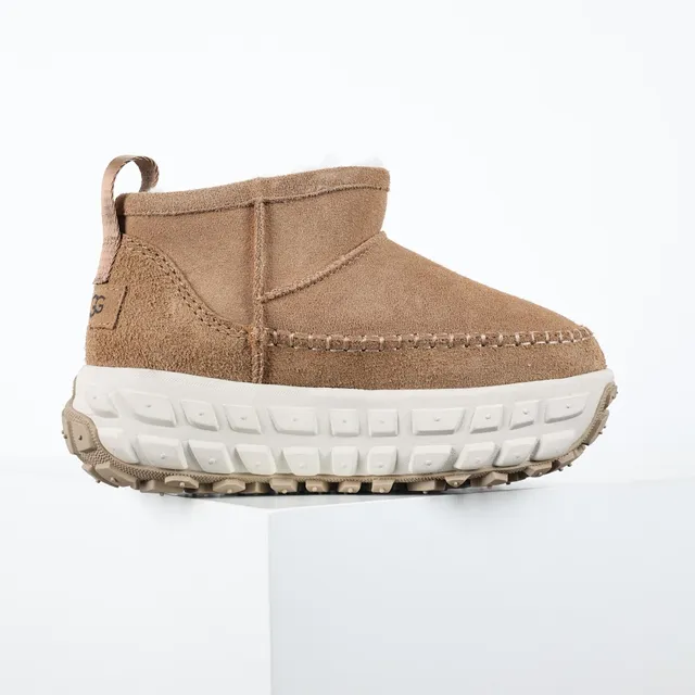 UGG Brown White Suede Upper Molded Platform Sole Snow Boots 7