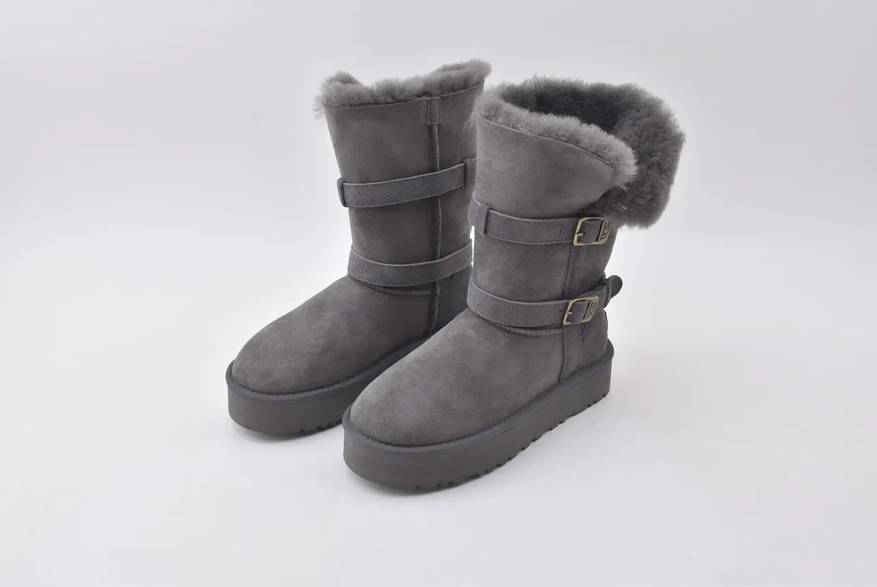 UGG 双扣羊毛里灰色雪靴 8
