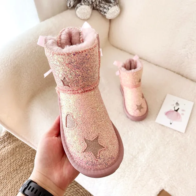 UGG 闪光爱心星星蝴蝶结雪靴 18