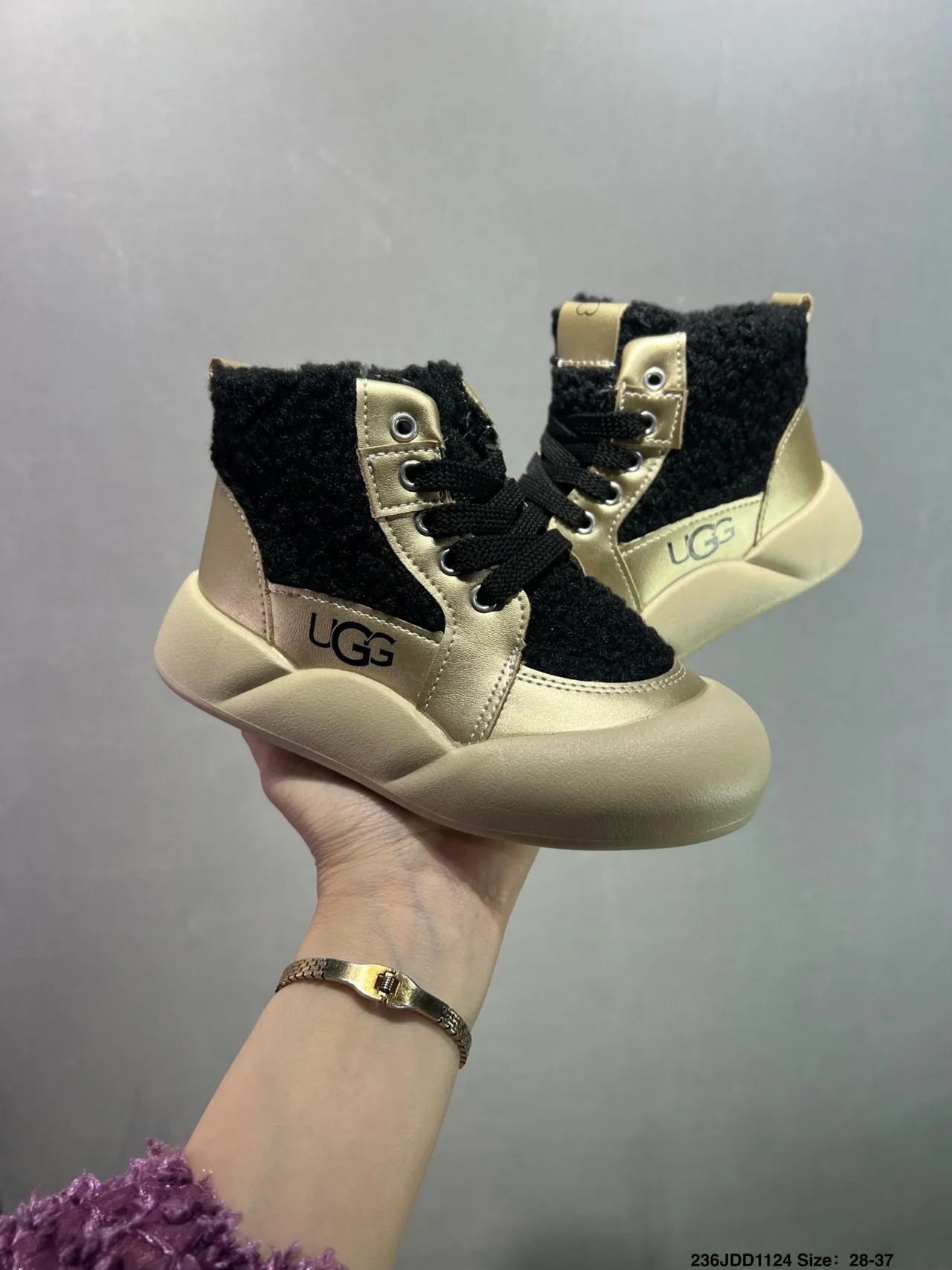 UGG أحذية ثلجية عالية ذهبية وردية محشوة بشرلينج 8