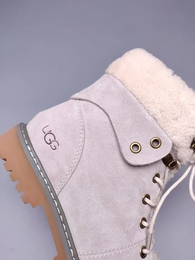 UGG Bottine de Cheville en Daim avec Doublure Shearling et Lacets 8