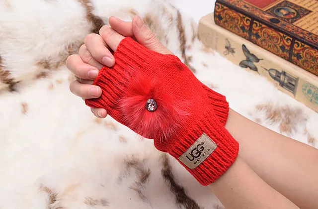 UGG Tasman Guantes negros sin dedos con puño ribeteado de punto 23
