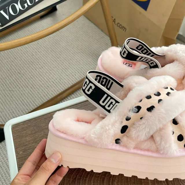 UGG तासमान नعाली منصة وردية بولكا دوت 3