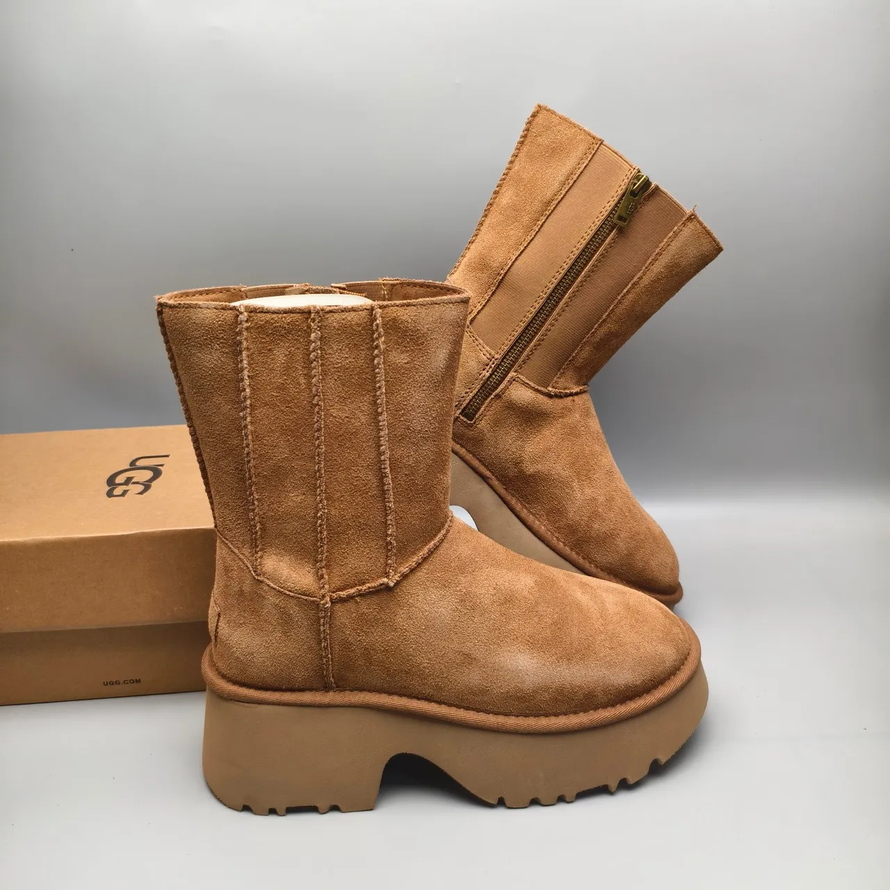 UGG Tasman प्लेटफॉर्म एन्कल बूट 6