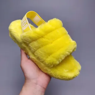 UGG Tasman 黄色毛绒仿皮毛拖鞋