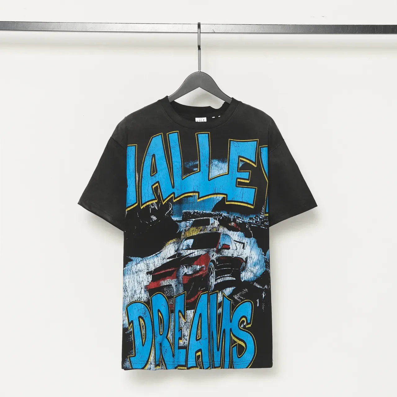 Vale Forever Camiseta Oversized Negra con Estampado Gráfico Desgastado 2