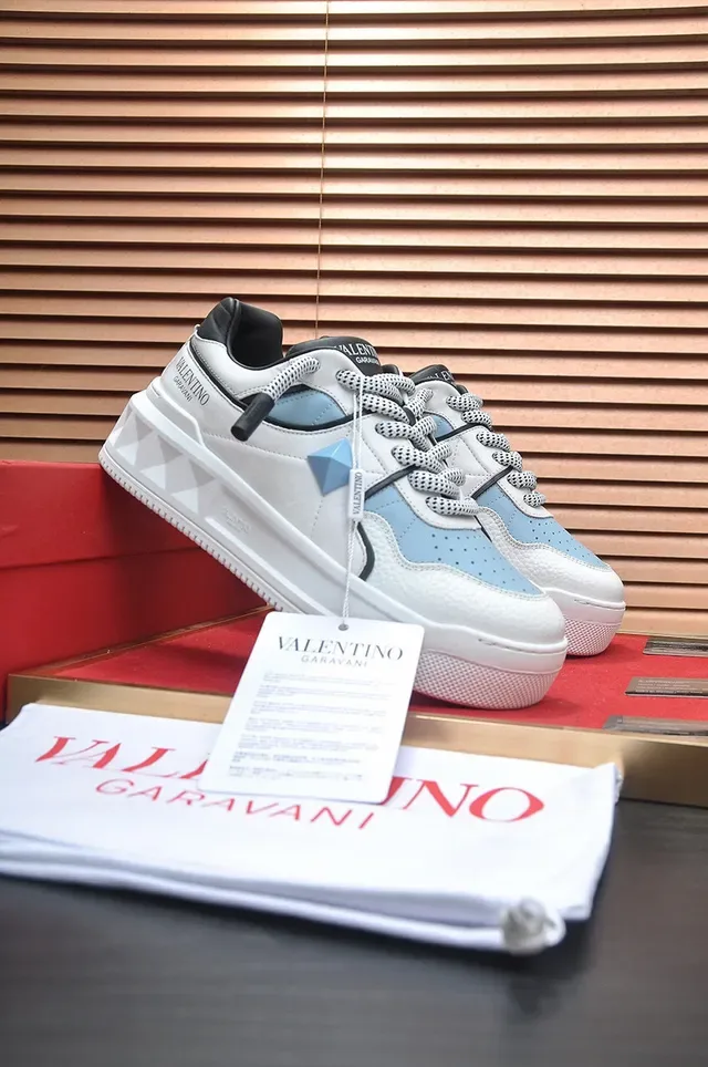 Valentino One Stud Platform Sneaker White Light Blue Black Lifestyle Sneakers 8