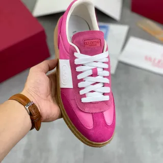Valentino গোলাপি সুয়েড এবং চামড়া লাইফস্টাইল স্নিকার্স