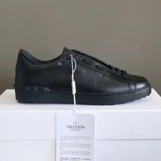 Valentino Rockstud Tênis Lifestyle de Couro Todo Preto