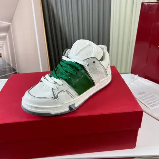 Valentino Rockstud স্নিকার সাদা সবুজ ধূসর লাইফস্টাইল স্নিকার