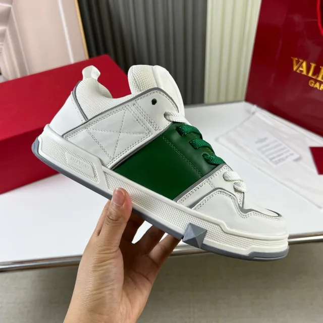 Valentino Rockstud sneakers branco verde cinza lifestyle sneakers 4