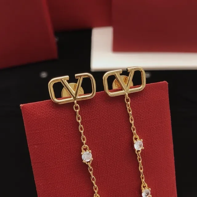 瓦伦蒂诺 Rockstud 尖钉链条 镀金 水晶 垂坠耳环 7