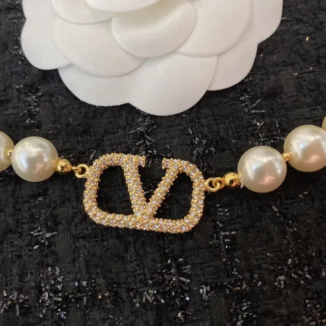 Valentino VLogo Pavé 水晶珍珠项链 3