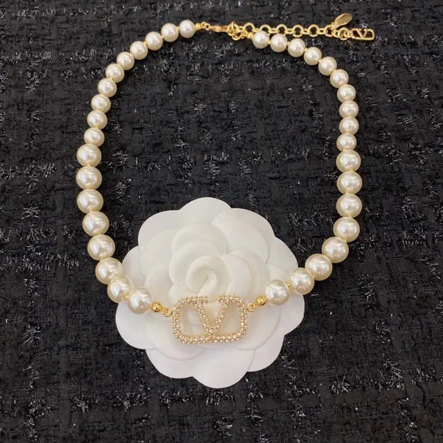Valentino VLogo Pavé 水晶珍珠项链 4