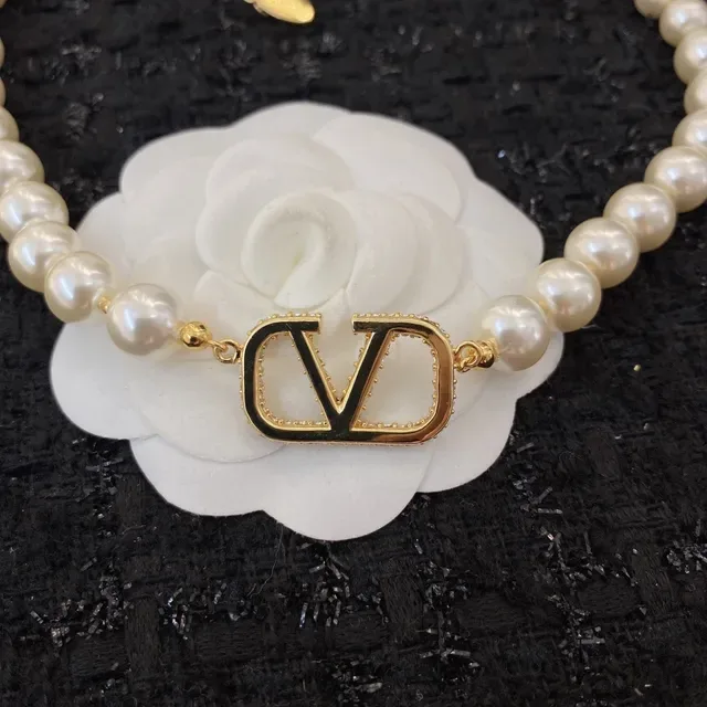 Valentino VLogo Pavé 水晶珍珠项链 6