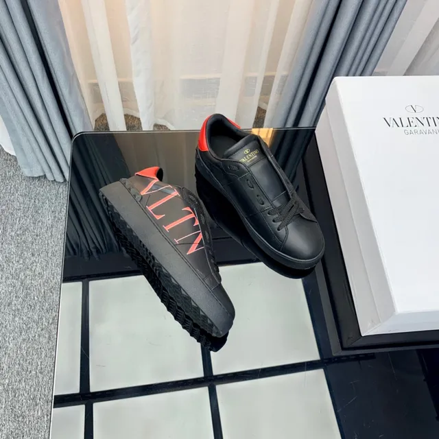 Valentino VLTN Black Pink Red Lifestyle Sneakers 4