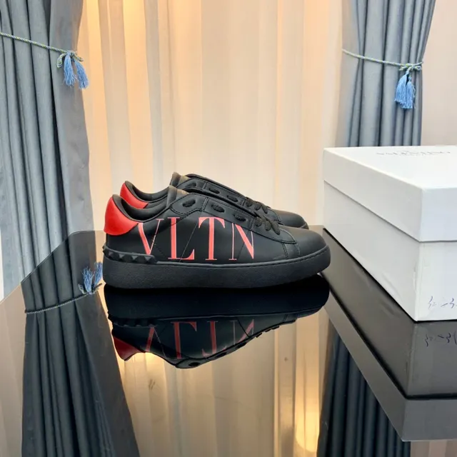 Valentino VLTN Black Pink Red Lifestyle Sneakers 8