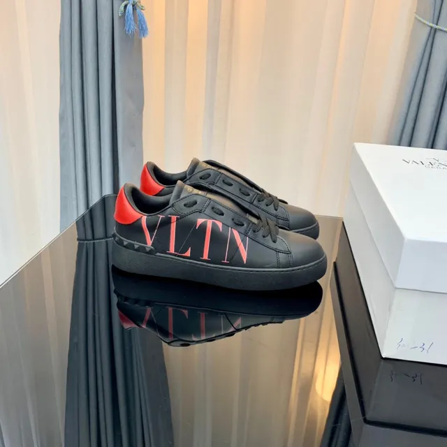Valentino VLTN Black Pink Red Lifestyle Sneakers 9