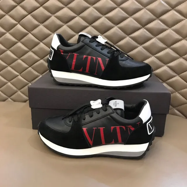 Valentino VLTN Chaussures lifestyle en cuir suédé et cuir noir avec logo 7