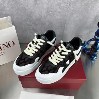 Valentino VLTN Tênis Lifestyle de Malha e Couro