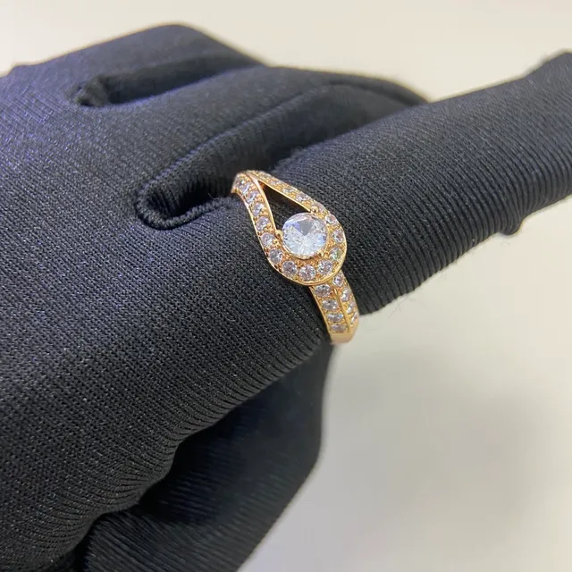 Van Cleef & Arpels सोना रূপा डबल लूप बैंड पवेज डायमंड शोल्डर रिंग 5