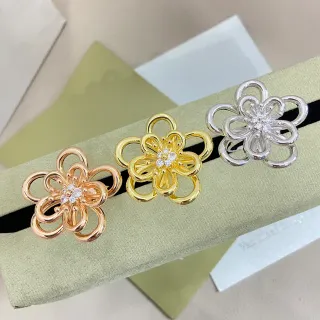 Van Cleef & Arpels Alhambra Gold Silver Openwork Floral Pavé-Set Center Brooch