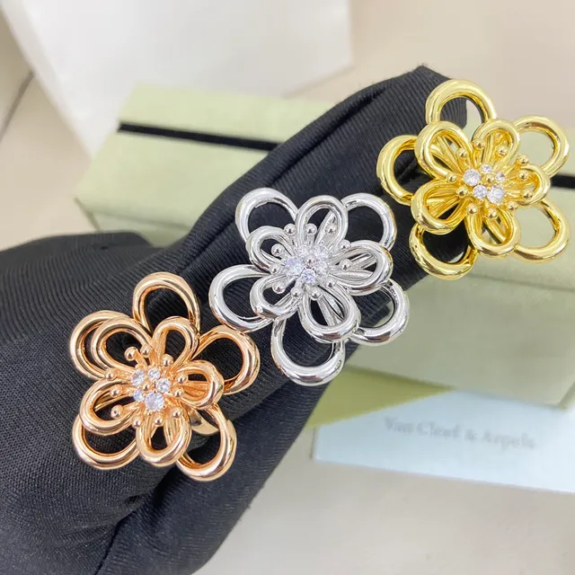 Van Cleef & Arpels Alhambra Gold Silver Openwork Floral Pavé-Set Center Brooch 9