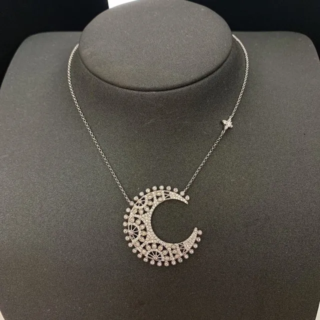 Van Cleef & Arpels Silver White Crescent Moon Pendant Pavé-Set Stones Necklace 5
