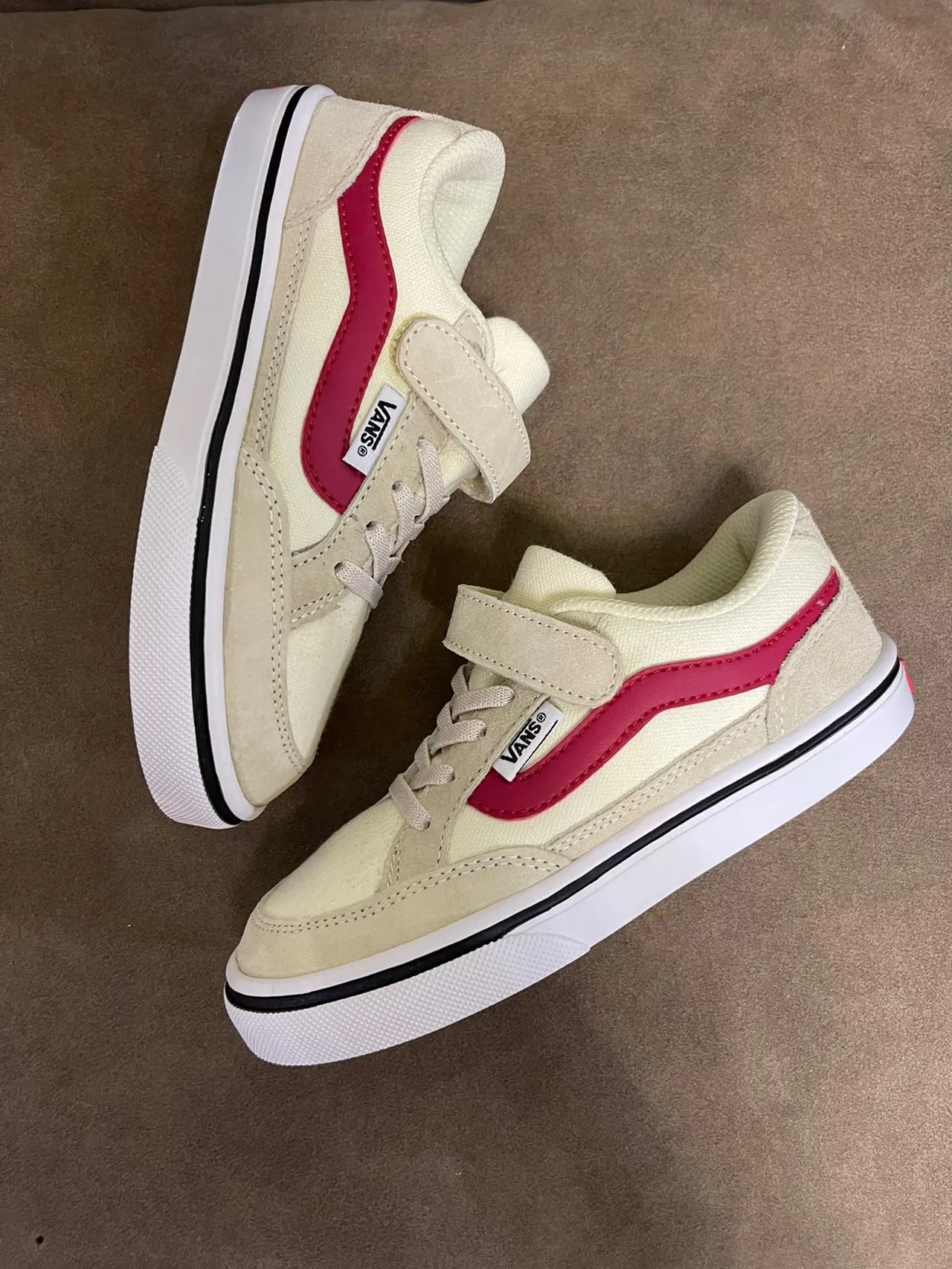 Vans Era बीज लाल लो-टॉप लेस-एंड-स्ट्रैप क्लोज़र स्केटबोर्ड जूते 7