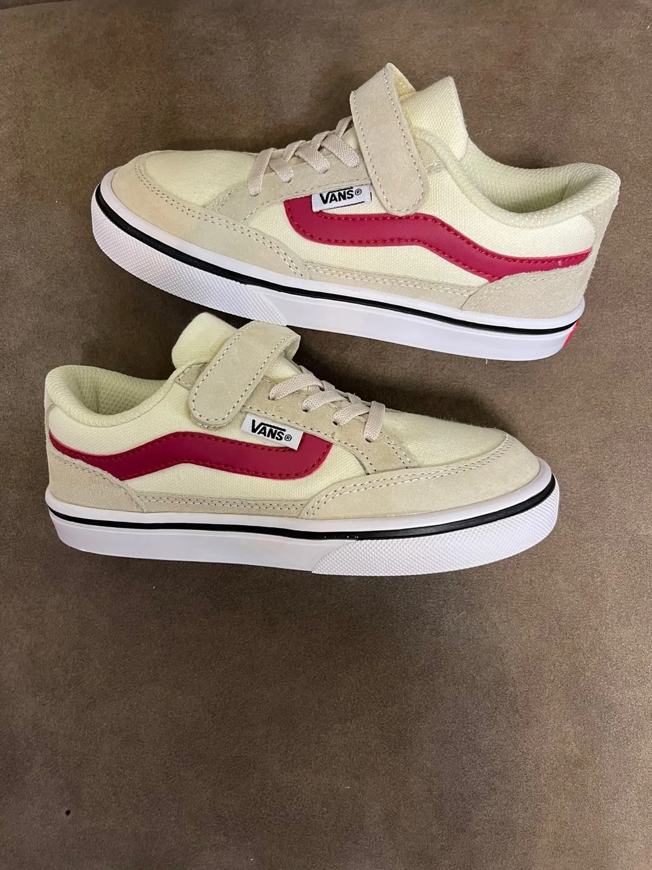 Vans Era बीज लाल लो-टॉप लेस-एंड-स्ट्रैप क्लोज़र स्केटबोर्ड जूते 12