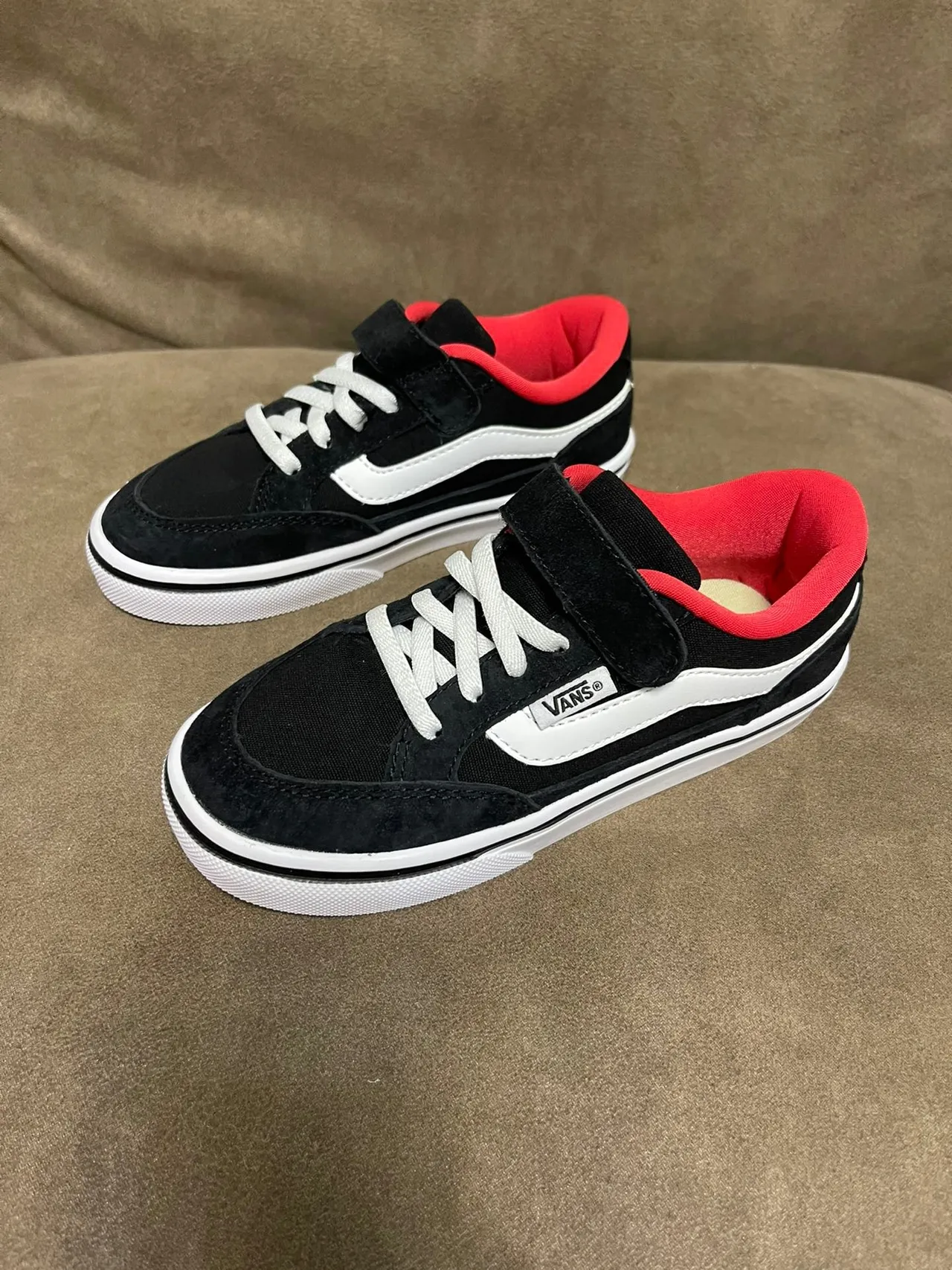 Vans Era बीज लाल लो-टॉप लेस-एंड-स्ट्रैप क्लोज़र स्केटबोर्ड जूते 20