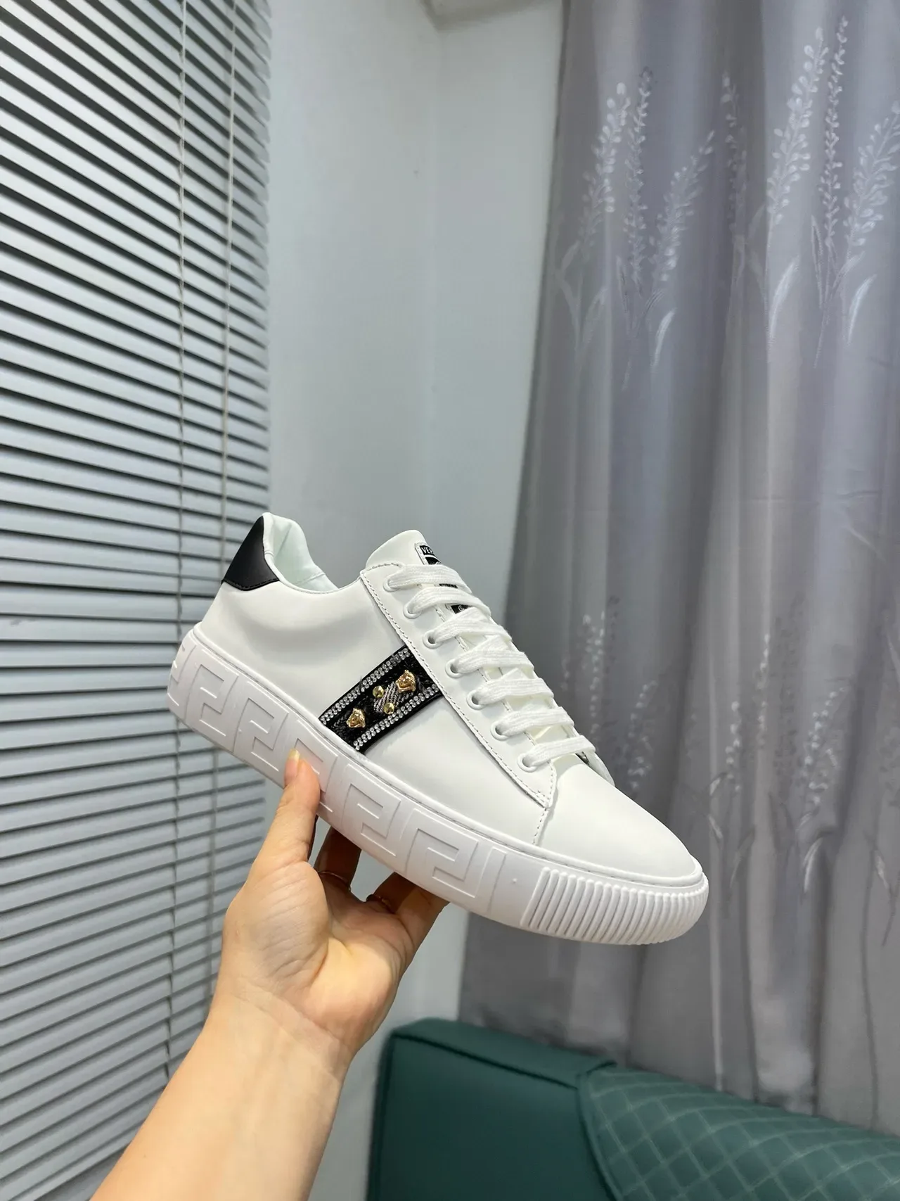 Versace Greca Odissea Brancos Medusa-embelhecido tênis lifestyle 6
